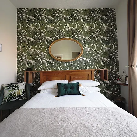 Cowrie Guest House-2